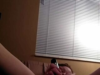 i'm masturbating with toys, redhead solo fun... oops, forgot the lube