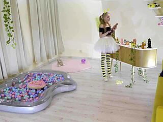 hey bonnie dolce, wanna lick honey in bee costume and suck cock?