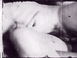 डार्क लैंटर्न एंटरटेनमेंट दो सदियों का डर्टी लंदन उजागर करता