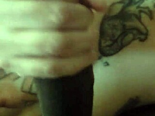 milf sucking that monster bbc 😍