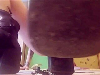 Gorgeous giantess torments with sadistic machines, no escape possible.