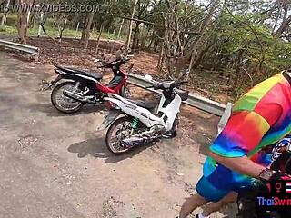 Amateur Asian Teen 18+ Enjoys Big Cock Boyfriend