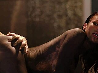 Watch artsy lesbians Alexis Fawx and Ana Foxxx paint bodies before scissoring.