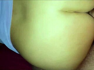 Hey, stepmom is taking my virginity on the bed.