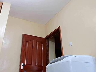 Accidentally Turning Gay in Portuguese Scene: What Happens Next?