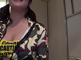 19-year-old babe’s soft skin and cute face slay! half-boob cosplay kills me! 😍