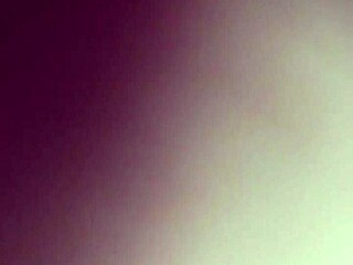 La Potra Aleja Fucks Delivery Guy With Sex Toys