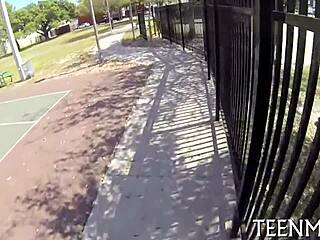 scarlett sawyer receives oral filling in teen scene