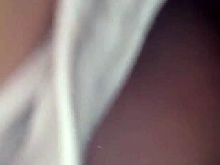 couple dives into amateur pussy licking fun