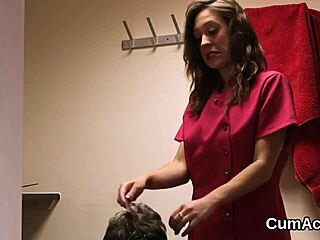 Hot doll swallows jizz in blowbang, gets bukkake facial?