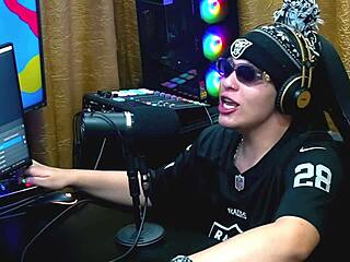 Ruan e Everton Olivrs suck Natasha Steffens' nipples she moans with excitement - podcast pópum no barraco completo no sheer red