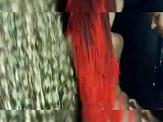 Duas Gatas Negras Curtindo Uma Noite De Orgia