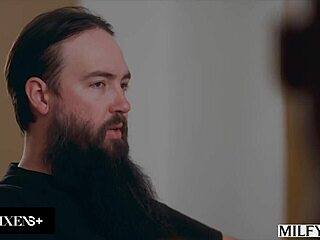 Vixenplus rich housewife kianna loves to ride antons thick bbc