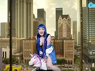 Lizzie Love Cosplays Hinata Hyuga Masturbating On Sybian