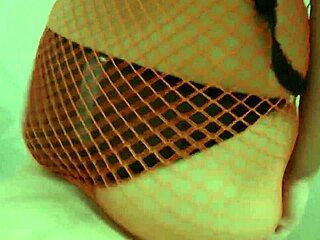 stepsister come and i'll fill you with pleasure