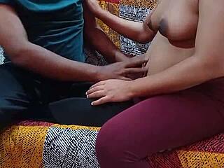 पड़ोसन की खूबसूरत बीवी को छत पर कैसे बहकाया दर्दनाक भाभी सेक्स के लिए?