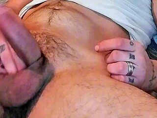 el chacal colombiano, did you feel that manoseada making you moan?