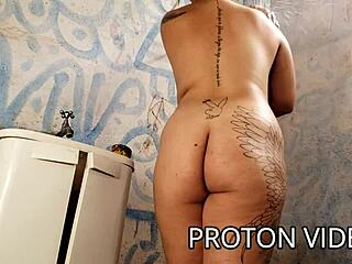 Having a shower with the hotwife