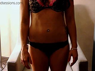 Busty step mom gives me her ass for Christmas! 🎅