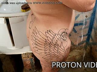 Having a shower with the hotwife