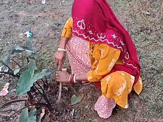 Bhabhi Gets Hard Anal Fucking With Big Dick In Field - Desi Hindi Webseries