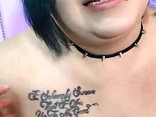 Kyra Hellfire SHOWS OFF her TATTOOED BBW BODY backstage!