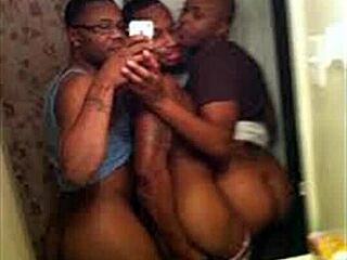 i'm totally into this tunisia gay vid, it's just so raw and real!