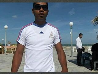 i'm totally into this tunisia gay vid, it's just so raw and real!