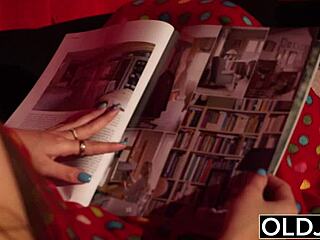 does this tight teen pussy want to get fucked? she swallows every cumshot!