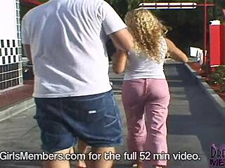 two bffs flashed fast food employees and one flashed back