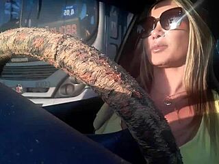 Blonde Bodybuilder Mamadrivee Pickachu Version Gets Wet in Hard Anal Action