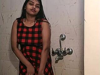 indian teen strips in bathroom showing wet pussy! 😍