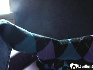 Nerdy Babe Sucked Me Off Until I Exploded