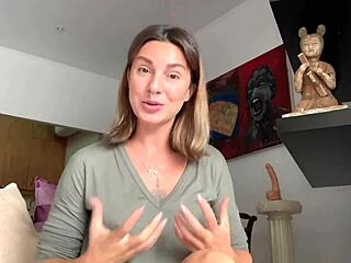 Learn how to lick pussy in this sex tutorial with a real teacher, including fingering and cum.