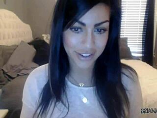 Briana Lee Performs Solo Masturbation On Webcam Show