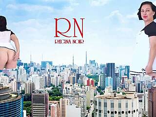 Giant lady without panties strolls around the city, as tall as King Kong for an amazing show