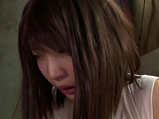 Father catches his big-ass teen daughter, oops, didn't mean to see that!