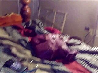 A busty slut with an amazing ass gives a blowjob but cannot bring me to orgasm