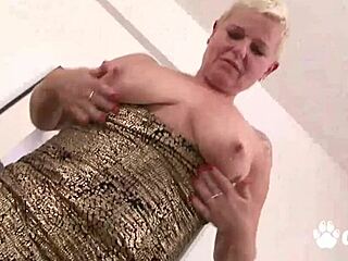 chunky granny opens legs for black dick in stockings