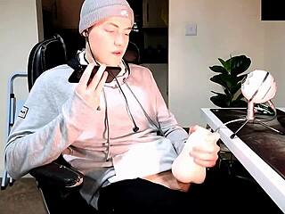 masturbating hard while chatting dirty on the phone with my girl