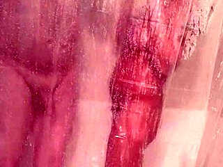 mandeezy4u2 bathes in shower with masturbation