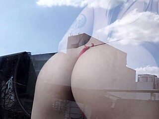 Teen Argentina Debuts With Gran Culo