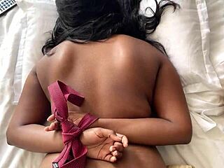 Desi Girl Enjoys Boyfriend's Big Tight Sexy Ass Play