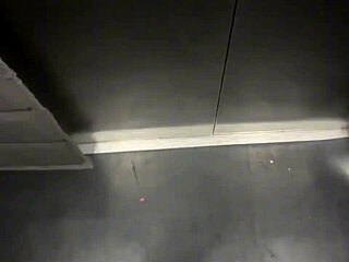 Vazou Na Net: Esposa Flagra Marido Traindo Com Amiga Trans