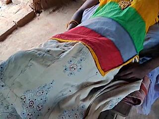 Desi Indian bhabhi bent over for hard milf fuck.