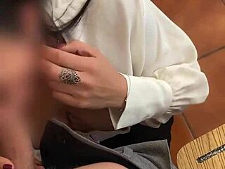 Student shares classroom anecdote with teacher vero