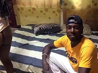 Amateur Pussy Pumping With Monster Cock