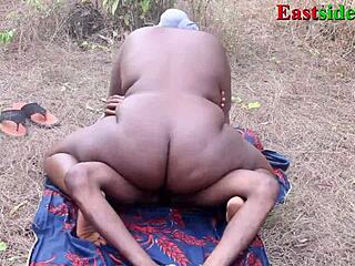 Bbw eastsidebabe gets fucked by ebony BBC in group outdoor fun