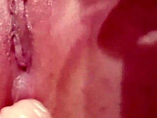 Chubby amateur destroys ass with anal toy in homemade solo