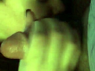 Redhead's teasing ball suck for amateurs